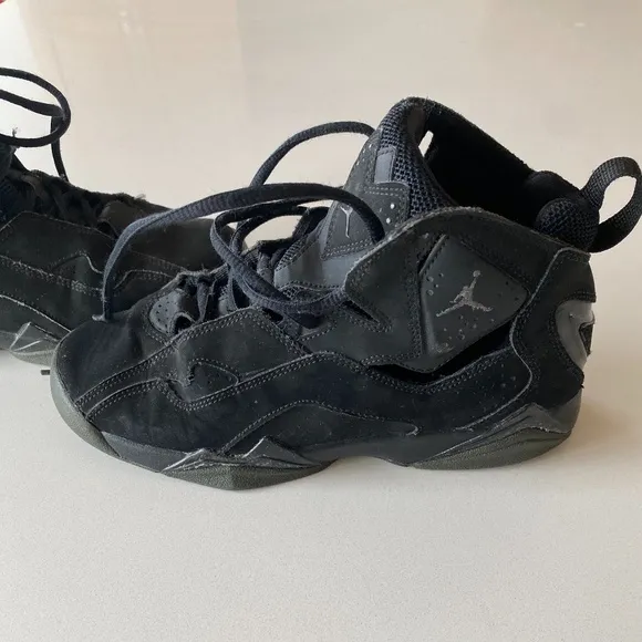 Nike Air Jordan True Flight (Youth) Size 5